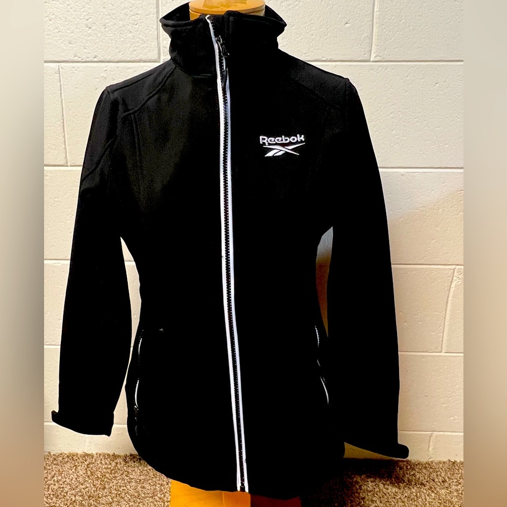 Reebok spring jacket. Women’s small in excellent condition.